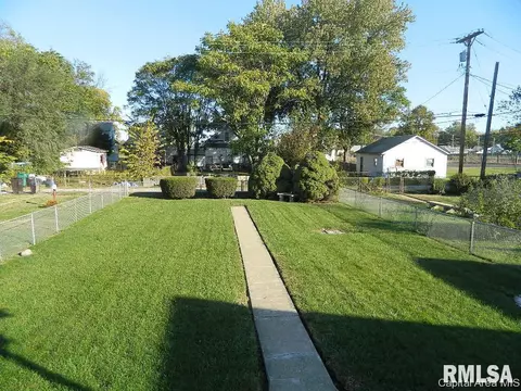 1725 Moffat, Springfield, IL 62702 photo 17