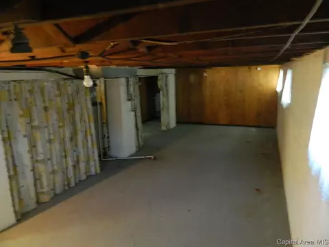 1725 Moffat, Springfield, IL 62702 photo 14