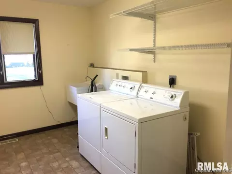 2356 Grinnell, Springfield, IL 62704 photo 12