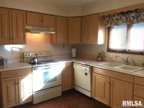 2356 Grinnell, Springfield, IL 62704 photo 9