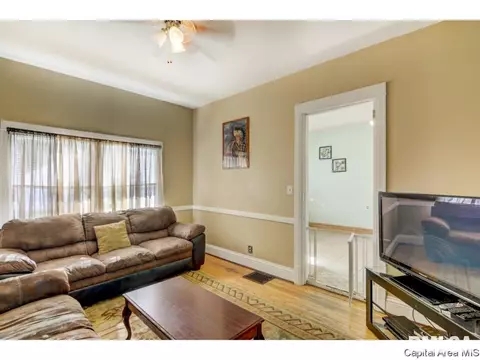 1308 W Edwards St, Springfield, IL 62704 photo 9