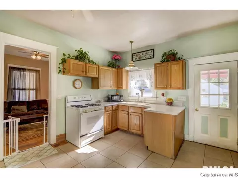 1308 W Edwards St, Springfield, IL 62704 photo 11