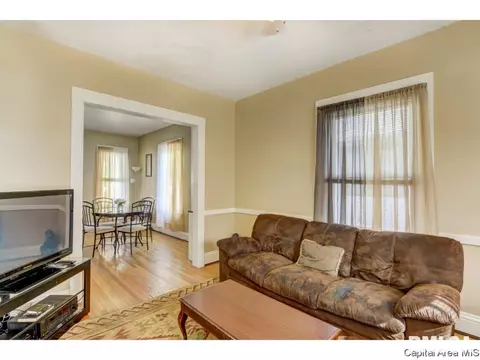1308 W Edwards St, Springfield, IL 62704 photo 6