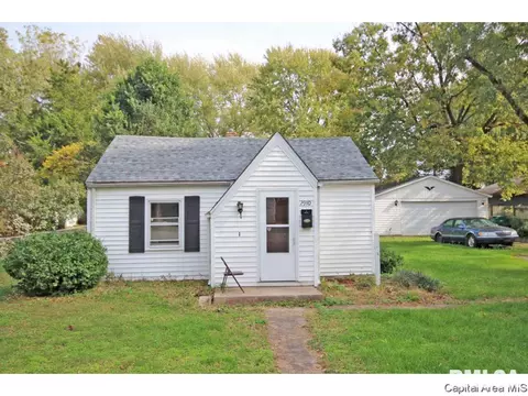 2910 S 13th Street St, Springfield, IL 62703 photo 1