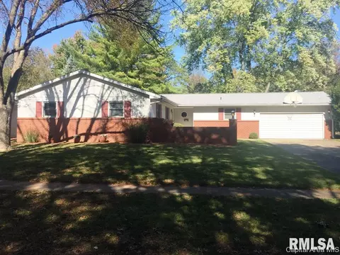 119 Pebble Bch, Springfield, IL 62704 photo 1