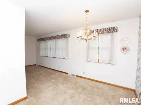 119 Pebble Bch, Springfield, IL 62704 photo 4