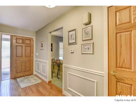 201 Whitefield Rd, Springfield, IL 62704 photo 3