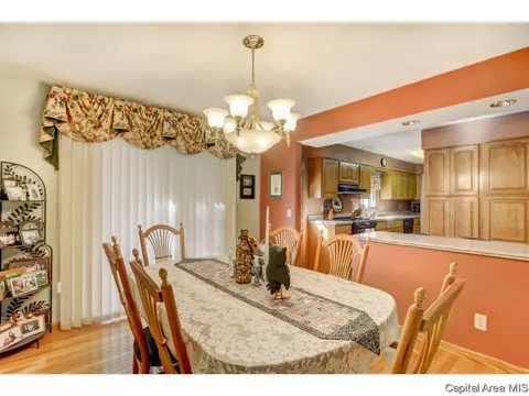 201 Whitefield Rd, Springfield, IL 62704 photo 14