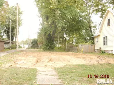 1421 Carolina Ave, Springfield, IL 62702 photo 1