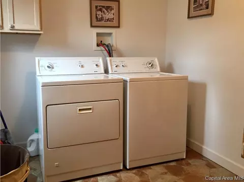 2551 Yale Blvd, Springfield, IL 62703 photo 16
