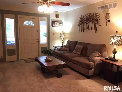 2551 Yale Blvd, Springfield, IL 62703 photo 5