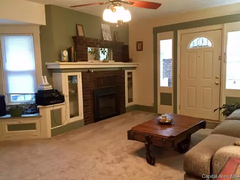 2551 Yale Blvd, Springfield, IL 62703 photo 2