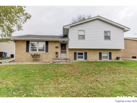 2204 Keokuk Rd, Springfield, IL 62702 photo 1