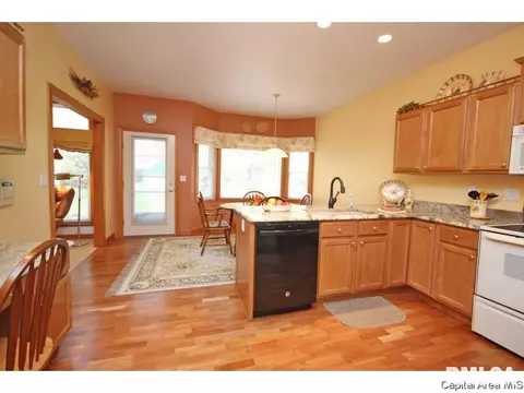 2717 Killarney Dr, Springfield, IL 62711 photo 8
