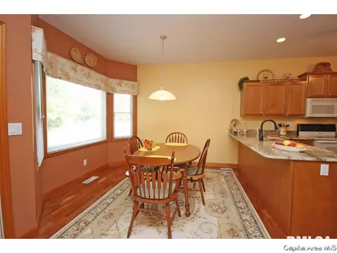 2717 Killarney Dr, Springfield, IL 62711 photo 11