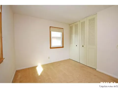 32 Scarlet, Springfield, IL 62704 photo 17