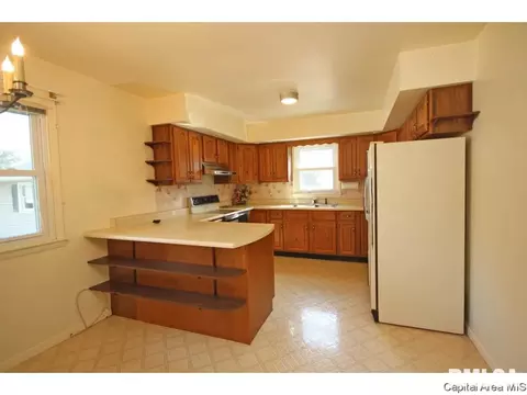 32 Scarlet, Springfield, IL 62704 photo 7