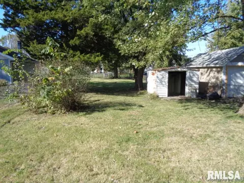 1111 N Patton St, Springfield, IL 62702 photo 2