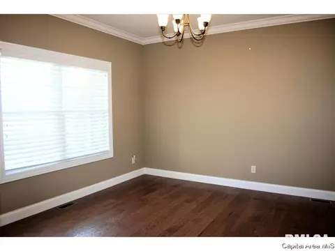 2705 Centennial Dr, Springfield, IL 62711 photo 12