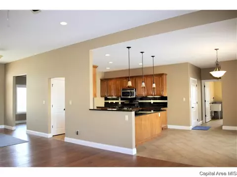 2705 Centennial Dr, Springfield, IL 62711 photo 11