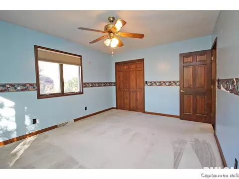 43 Frontier Lake Dr, Springfield, IL 62707 photo 12