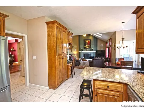 2717 Tartan Way, Springfield, IL 62711 photo 6