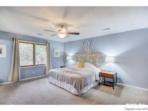 3808 W Bluffs Rd, Springfield, IL 62711 photo 11