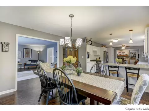 3808 W Bluffs Rd, Springfield, IL 62711 photo 5