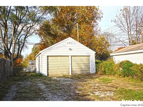 523 Wood Ave, Springfield, IL 62702 photo 23