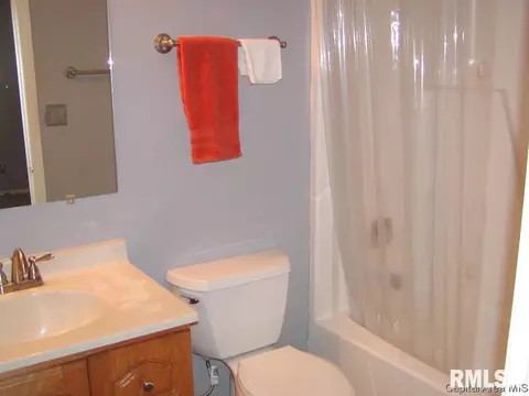 200 Glasgow Dr, Springfield, IL 62702 photo 16