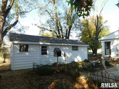 403 E Wineman, Auburn, IL 62615 photo 27