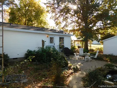 403 E Wineman, Auburn, IL 62615 photo 20