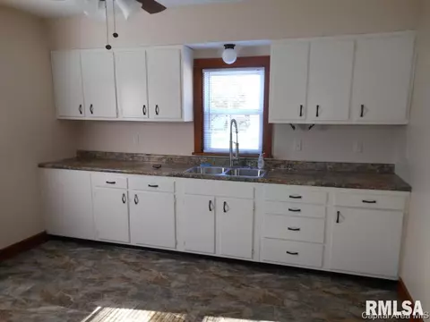 1600 E Watch, Springfield, IL 62702 photo 6