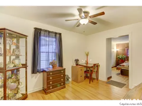 2312 S Pasfield Street St, Springfield, IL 62704 photo 12