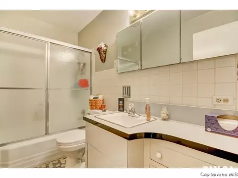 2312 S Pasfield Street St, Springfield, IL 62704 photo 17