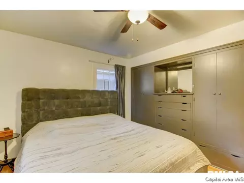 2312 S Pasfield Street St, Springfield, IL 62704 photo 14