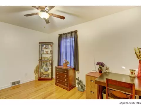 2312 S Pasfield Street St, Springfield, IL 62704 photo 11