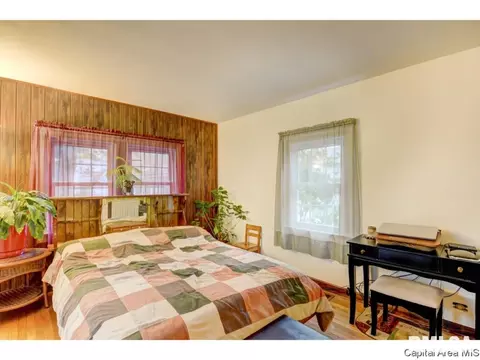 2312 S Pasfield Street St, Springfield, IL 62704 photo 9