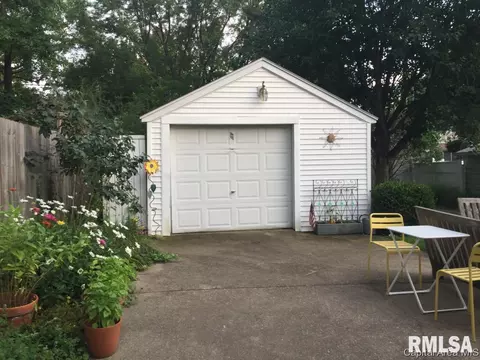 1616 W Cook St, Springfield, IL 62704 photo 3