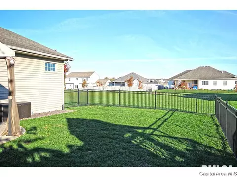 448 Chris Dr, Springfield, IL 62711 photo 34