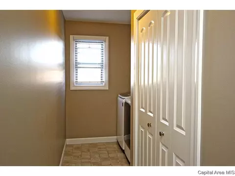 448 Chris Dr, Springfield, IL 62711 photo 27
