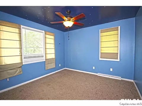1430 W Edwards St, Springfield, IL 62704 photo 13