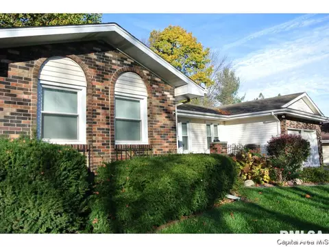 2615 Interlacken Dr, Springfield, IL 62704 photo 5