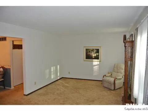 2615 Interlacken Dr, Springfield, IL 62704 photo 9