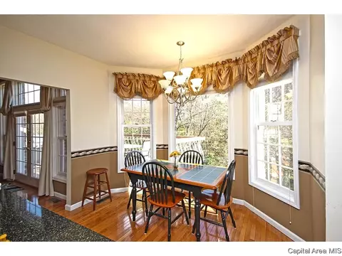 23759 Sunset Maple Ave, Athens, IL 62613 photo 5