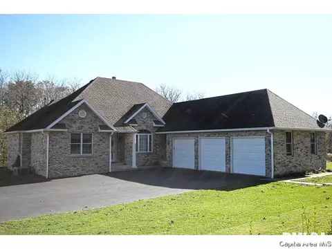 23759 Sunset Maple Ave, Athens, IL 62613 photo 1