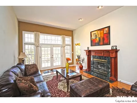 23759 Sunset Maple Ave, Athens, IL 62613 photo 4
