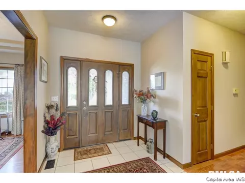 3100 Wildcat Pt, Springfield, IL 62711 photo 2