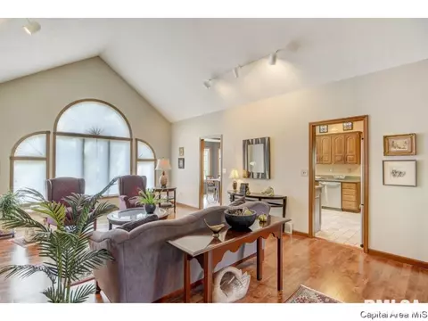 3100 Wildcat Pt, Springfield, IL 62711 photo 7