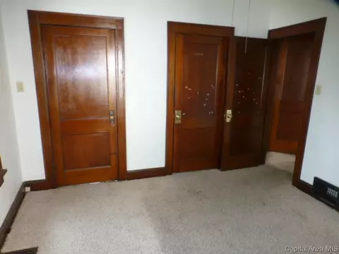 202 N Macarthur Blvd, Springfield, IL 62702 photo 12